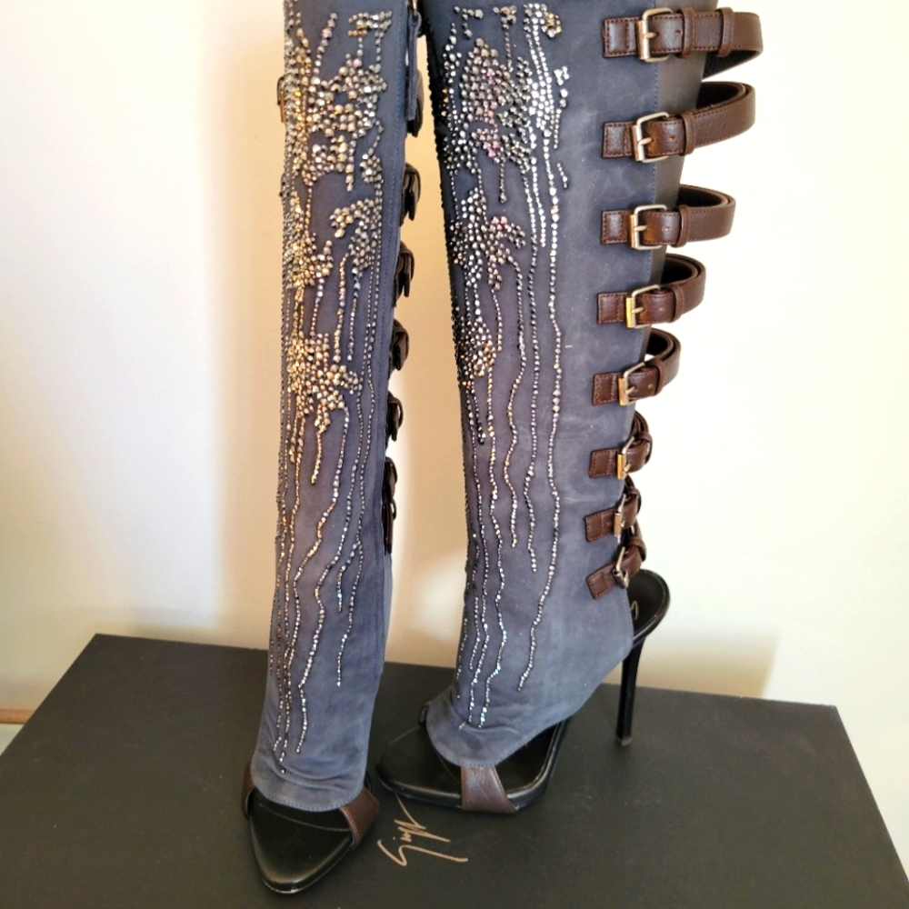 Women's  designer shoes